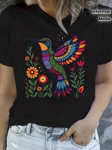 Camiseta única con diseño de colibrí vibrante y colorido estilo y2k perfecta para amantes de la moda contemporánea en México ideal para lucir en cualquier ocasión atrévete a destacar tu estilo con esta pieza informal y llena de vida Cómoda y versátil para escuela, trabajo, salidas y eventos casuales - Negro - Ver 6