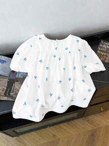 Blusa de mujer talla grande con estampado de mariposa, elegante y casual, apropiada para el transporte diario, salidas y recreación.Camisa de manga corta de cuello redondo y silueta abombada. - Azul - Ver 2