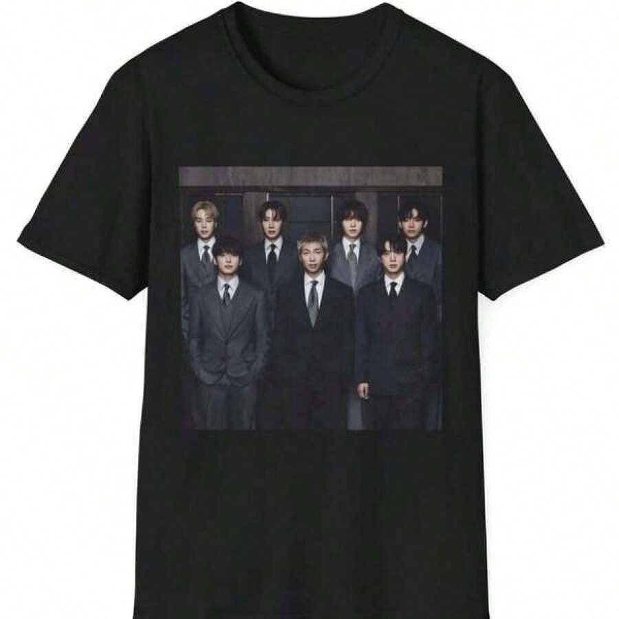 BT S Arirang T-Shirt - Formal Portrait, Vintage Style, Women's Blouses, Blouses, Casual Blouses For Women, Casual Tops For Women, Women's Tops, Tops, Unisex. - 黑色 - 查看 1