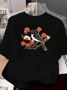 Women's Casual Short-Sleeved T-Shirt With Red Plum Blossom Print, Comfortable And Well-Fitting, Matching Sets For Sisters, Essential For Outdoor Travel, Women's T-Shirt, Spring And Summer T-Shirt. - 黑色 - 查看 1