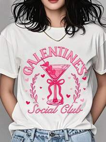 Camiseta del Club Social de Galentines para Mujer - Diseño de Martini Rosa, Regalo para el Día de San Valentín, Linda Camiseta de Galentines para Amigas, Atuendo Romántico para Fiesta, Ropa Divertida de San Valentín para Niñas y Mujeres, Camiseta de Cuello Redondo para Mujer 100% Algodón, Camiseta para Mujer - Blanco - Ver 1