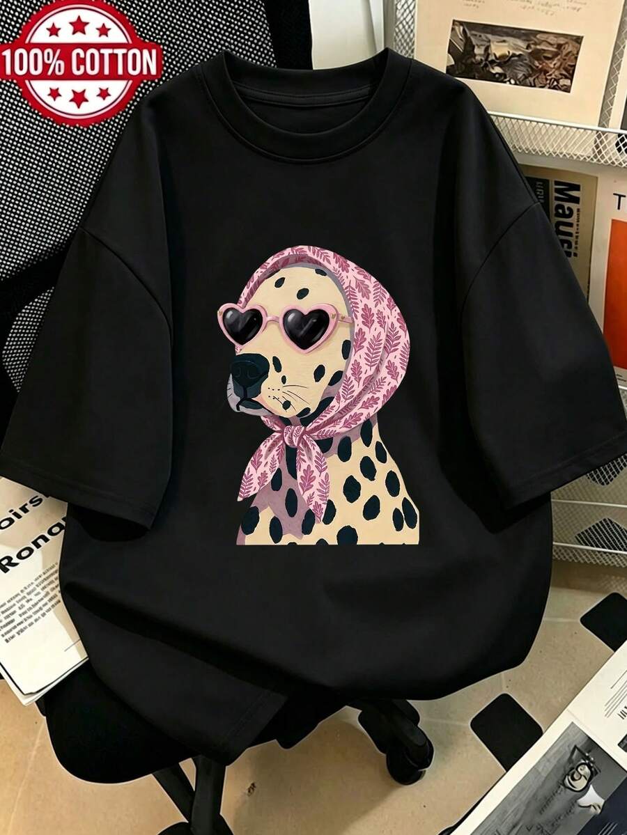 Women's 100% Cool Dalmatian Graphic T-Shirt | Retro Print "Dog With Fashion Glasses And Pink Scarf" Casual Loose Short Sleeve Comfortable Top For Dog Lovers And Everyday Wear - 黑色 - 查看 1