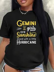 This Women's Short-Sleeved Graphic Tee, Designed With A Gemini Sun And Hurricane Motif, Is Perfect For Lounging At Home, Working, Or Casual Outings. It's Lightweight And Durable, Making It A Great Gift For Astrology Enthusiasts. Ideal For Everyday Wear. - 黑色 - 查看 7