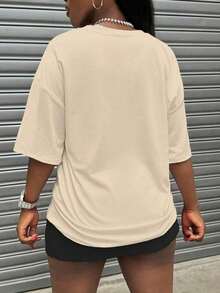 Women's Plus Size Summer Casual T-Shirt With Letter And Portrait Print, Round Neck, Versatile, Short Sleeve, Graphic T-Shirts For Women - 杏色 - 查看 2