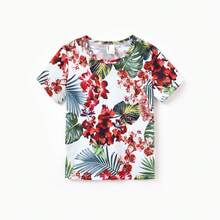 PatPat Family Matching Floral Print Outfits Tropical Print Spaghetti Strap Body-Con Dress For Mom & Daughter, Color-Blocked T-Shirts For Dad & Son Perfect For Summer Vacations & Family Photos - 紅色 - 查看 5