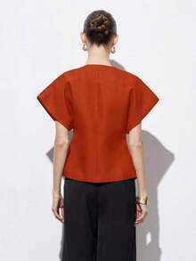 Chaqueta de mujer con cuello en V elegante, hombros anchos, bajo asimétrico, botones decorativos y mangas cortas, diseño minimalista y versátil para el uso diario - Naranja - Ver 2