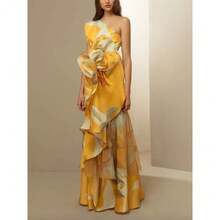 Off-The-Shoulder Dress With A French Retro Print And Exclusive Fitted Waist. - 鵝黃色 - 查看 7