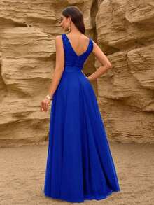 Vestido de dama de honor formal de línea A con escote en V sin mangas, bordado y de malla, vestido de fiesta elegante, vestido de invitado de boda formal, vestido de ceremonia de graduación, vestido de noche de primavera - azul real - Ver 3