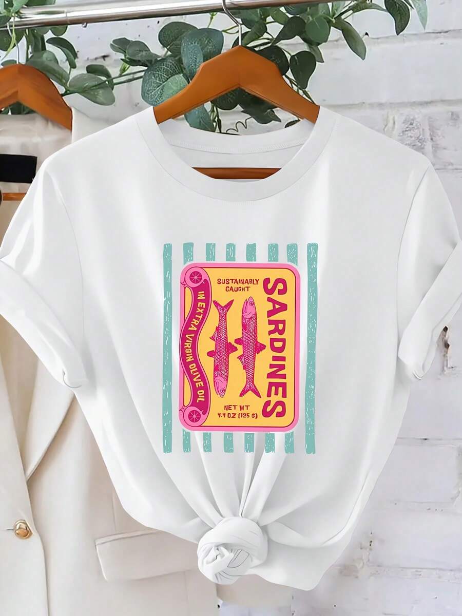 Women's T-Shirt With Vintage Sardine Can Label Print - Retro Seafood Blouse With Short Sleeves And Round Neck, Suitable For Casual Outfits, Theme Parties, And Nautical Events - Machine Washable Top With Sardine Can Graphic - 白色 - 查看 1