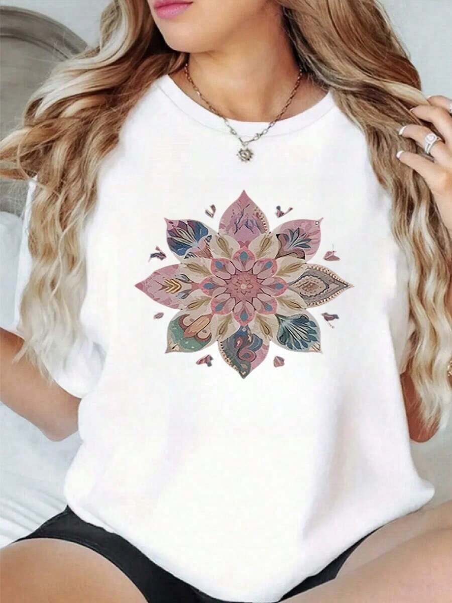 100% Cotton. Floral Mandala With Petals Symbolizing Inner Balance, Spiritual Peace, And Connection With Nature In Soft Tones. Women's 100% Cotton T-Shirt, Comfortable And Elegant For Everyday Wear. Women's Simple Solid Color T-Shirt, Loose And Slim Fit Casual Short Sleeve - 白色的 - 查看 1