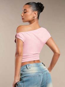 Blusa de verano con hombros asimétricos fruncidos en unicolor para mujer - Rosa coral - Ver 2