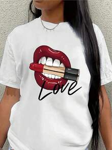 This Lightweight And Durable Short-Sleeved T-Shirt, Featuring A Lipstick Heart Design, Is Perfect For Casual Outings Or Relaxing At Home, Offering A Comfortable Everyday Wear Experience. - 白色 - 查看 7