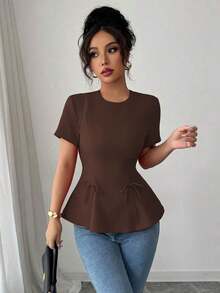 Blusa casual de primavera y verano, elegante, de estilo francés, de unicolor, con cuello redondo, corte evasé, manga corta, con cintura ceñida, detalle de lazo y cremallera posterior - Marrón - Ver 5