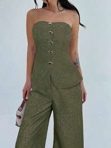 Conjunto de 2 piezas para mujer con top bandeau con botones metálicos elegantes y minimalistas, y pantalones anchos de talle alto en caqui, adecuado para la oficina, el ocio y las vacaciones - Verde militar - Ver 3