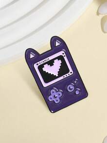 1 pieza Broche de esmalte de consola de juegos con diseño de oreja de gato pixelado, divertido texto "Cosmic" y color morado, accesorio de moda, regalo para amigos - Morado - Ver 6