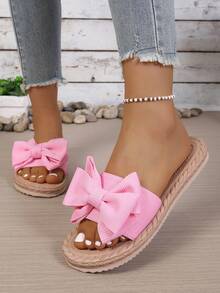 Sandálias Rasteiras Femininas Elegantes e Versáteis com Laço Fofo, Chinelos Casuais Slip-On para Uso Externo no Verão - Rosa chiclete - Visão 4
