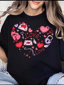 Women's Heart Design T-Shirt For Valentine's Day, Romantic And Cute T-Shirt For Women, Valentine's Day Gift With Heart Print, Envelopes And Keys. - 黑色 - 查看 1