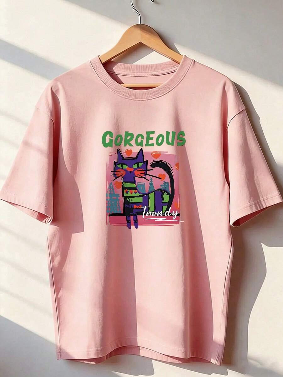 Purple Cat T-Shirt With Art Style And "Gorgeous" Text, Fashionable Short-Sleeve T-Shirt For Spring/Summer 2026, Made In Mexico, 180 Grams. Cartoon Print, Couple Design, Suitable For Indoor Or Outdoor Wear. Crew Neck, Unisex, Ideal For Office And Leisure. One-Pack. - PK-P631577SLNDXZGY612 - 查看 1