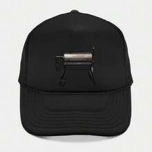 This Black Cap Features A Detailed Embroidered Image Of A Traeger Grill On The Front. - màu đen - Xem 2