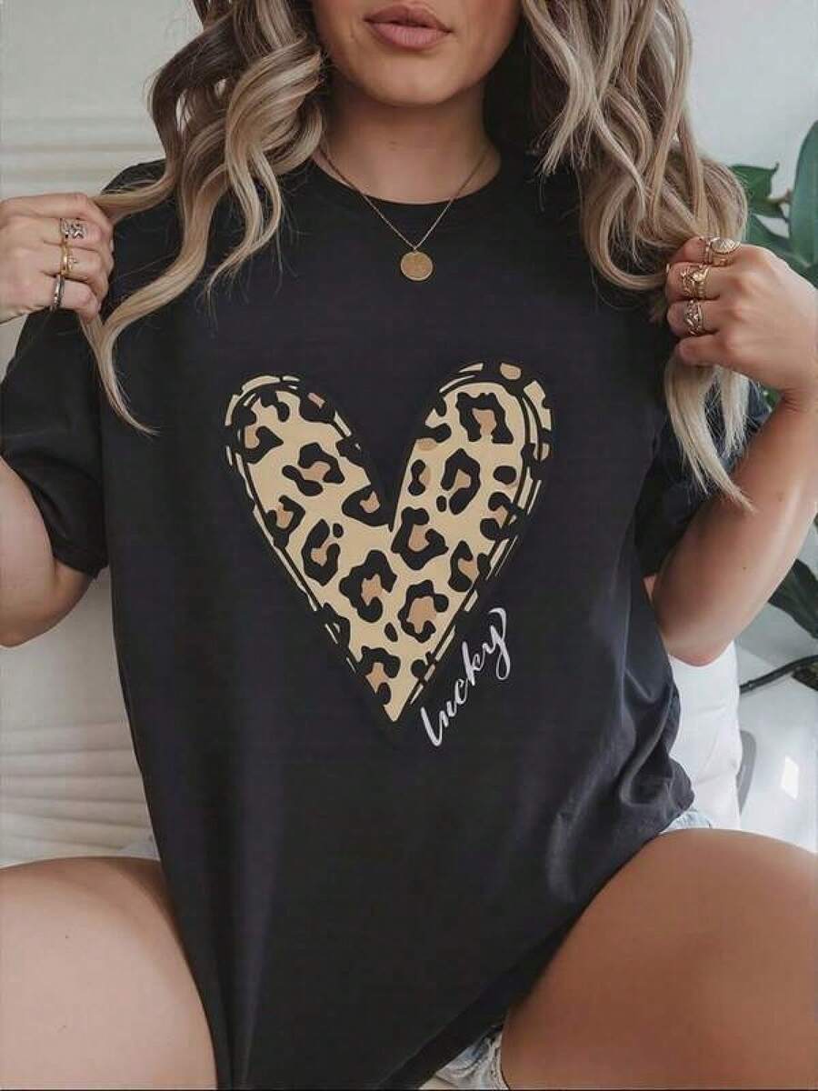 Camisetas Para Mujer AlgodónCamiseta corazón leopardo impresión tierna ideal mujeres juvenil moda casual negro versátil práctica ropa Original  suelta confortable ajustable camiseta estampados populares mundial 2026 - Negro - Ver 1