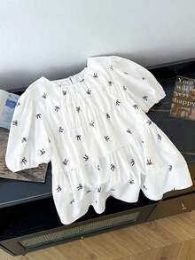 Blusa de mujer talla grande con estampado de mariposa, elegante y casual, apropiada para el transporte diario, salidas y recreación.Camisa de manga corta de cuello redondo y silueta abombada. - Blanco y Negro - Ver 4