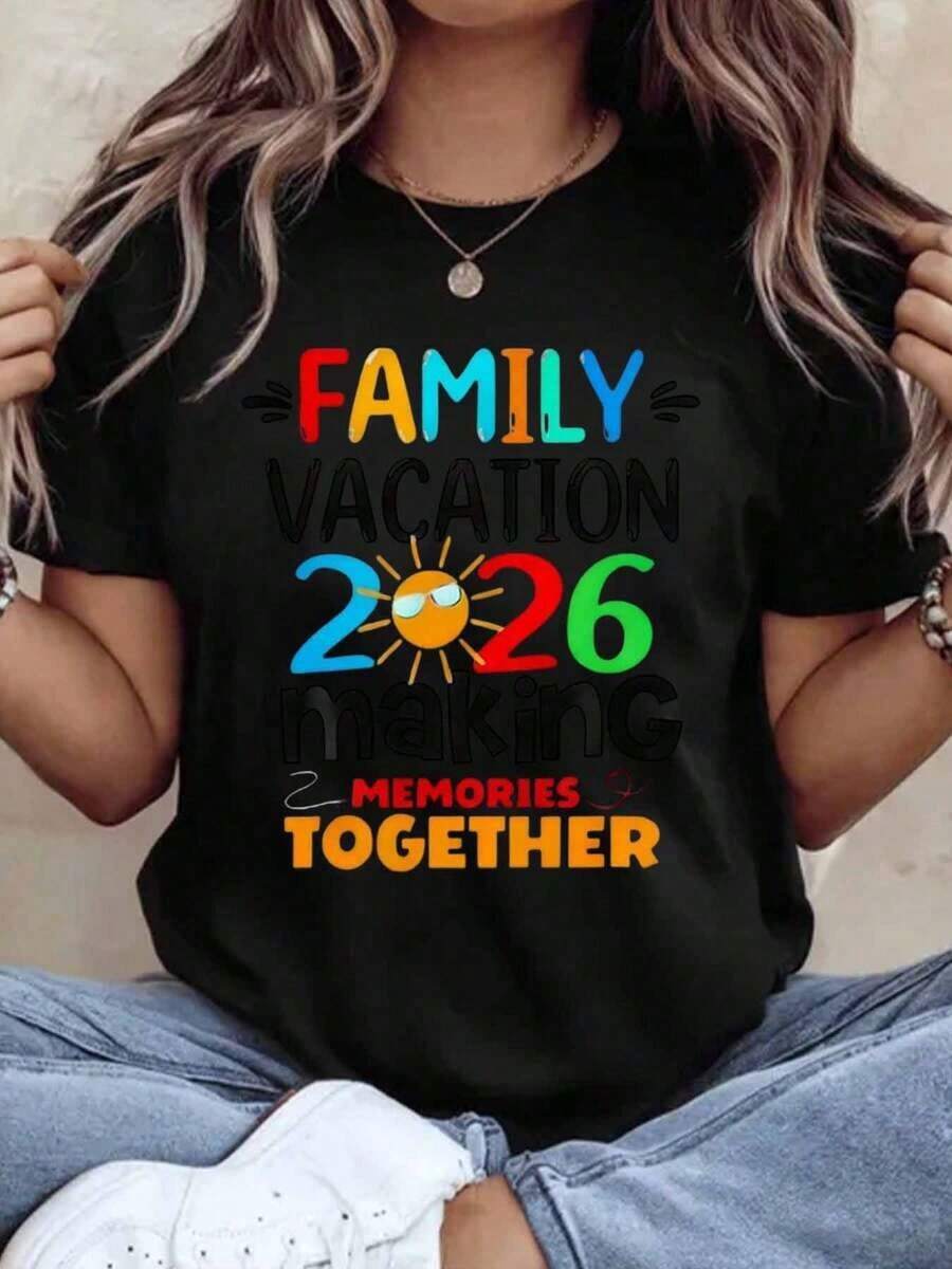 "Family Holidays 2026: Creating Memories Together" T-Shirt For Family Trips, Summer Clothes, Matching T-Shirts For Family Holidays 2026, Gift For Family Getaways, Short Sleeve T-Shirt, Crew Neck, Urban Vintage Style, Unisex, 220g, 100% Pure Cotton - 黑色 - 查看 1