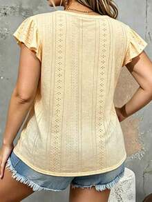 Camiseta de mujer de talla grande con cuello en V, manga corta, calada y bordada, para usar de vacaciones - Amarillo - Ver 2