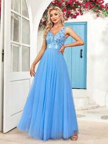 Vestido de dama de honor formal de línea A con escote en V sin mangas, bordado y de malla, vestido de fiesta elegante, vestido de invitado de boda formal, vestido de ceremonia de graduación, vestido de noche de primavera - Celeste - Ver 2