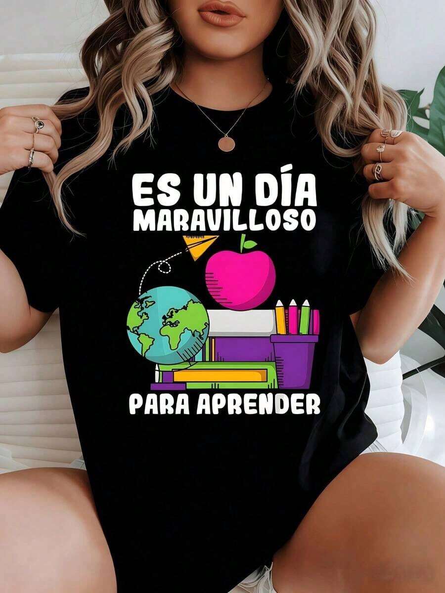 Mexican Basic The Print Features Symbols Of Knowledge Such As A Globe, Books, Pencils, And An Apple, Inspiring A Love Of Learning Every Day On This Comfortable And Stylish 100% Cotton Women's T-Shirt. New Launch - 黑色 - 查看 1