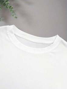 Women's T-Shirt With "Bride" Print - Casual Cut, Short Sleeves, Round Neck, Cotton Material, Suitable For Spring And Summer, Bridal T-Shirt. - 白色 - 查看 4