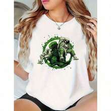 New Women's Short-Sleeved Summer T-Shirt With Astronaut And Dragon Print Design - A Casual And Comfortable Women's T-Shirt With Green And Black Prints, Suitable For All Seasons. | Space-Themed T-Shirt | Comfortable Fit - Unisex Short-Sleeved Crew Neck T-Shirt Made Of Pure Cotton, With A Retro Urban Style And Relaxed Fit - 白色 - 查看 2