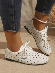 Women's Polka Dot Lace-Up Flat Casual Shoes, Soft Bottom Round Toe Breathable Retro Daily Loafers - Beige - View 3