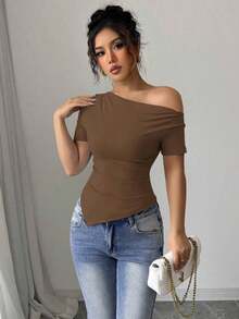 Camiseta de punto elástica de corte asimétrico con hombros oblicuos y volantes para mujer, de primavera/verano, camiseta de señora cómoda y de moda - Marrón - Ver 4