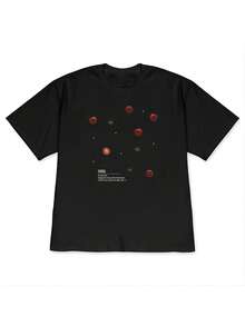 A Unique And Unusual Women's Casual, Off-The-Shoulder Short-Sleeve T-Shirt. Featuring Scattered Tomato Prints, This Plus-Size Couple's Short-Sleeve T-Shirt Embodies A Relaxed Summer Style. - 黑色 - 查看 7