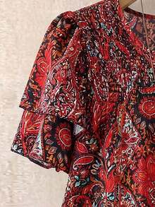 Blusa casual de mujer talla grande de unicolor con cuello redondo, mangas de doble capa, corta, plisada, versátil y de moda para el verano y vacaciones - Rojo - Ver 4