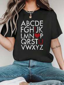 Women's Black T-Shirt - Alphabet Chart ABCDEFGHIJKLMNOPQRSTUVWXYZ With Red Heart Detail - Casual Everyday And Valentine's Day Outfits - Machine Washable T-Shirt - Comfortable Fit For All Seasons, Cute T-Shirts, Fun Design T-Shirt, Classic Crew Neck, Relaxed Fit, Stylish Top, Easy Care, Short Sleeve T-Shirt, Women's Blouses > Clothing - 黑色 - 查看 7