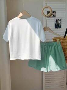 Conjunto casual de 2 piezas de mujer con camiseta de manga corta con cuello redondo y estampado de estrellas de mar, y shorts a rayas en azul marino - Verde Oscuro - Ver 2