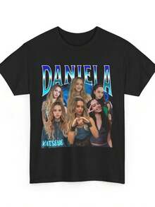 Camiseta Vintage  de Daniela - Producto Katseye, blusas para mujer, blusas, blusas casuales para mujer, tops casuales para mujer, tops de mujer, tops, unisex. - Negro - Ver 6