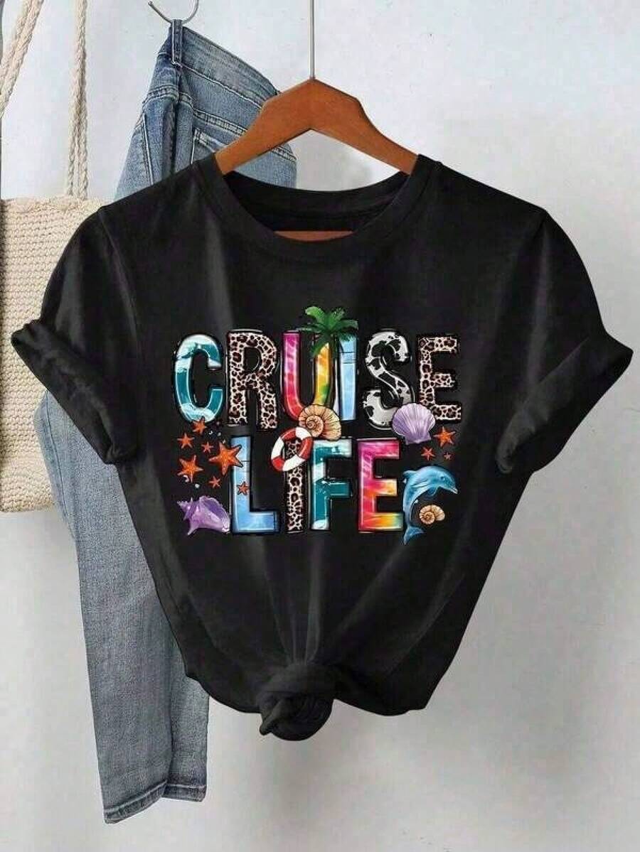Women's "Cruise Life" Short Sleeve Crew Neck T-Shirt - White And Navy, Off-Shoulder Crop Top For St. Patrick's Day, 100% Cotton. Casual Women's Printed Short Sleeve Crew Neck T-Shirt, Local Spring/Summer Streetwear. - 黑色 - 查看 1