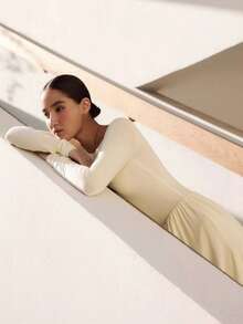 Long Knit Dress With Round Neck, 2026, Elegant Style, Fitted Cut With Petal Design - Light Yellow - View 4