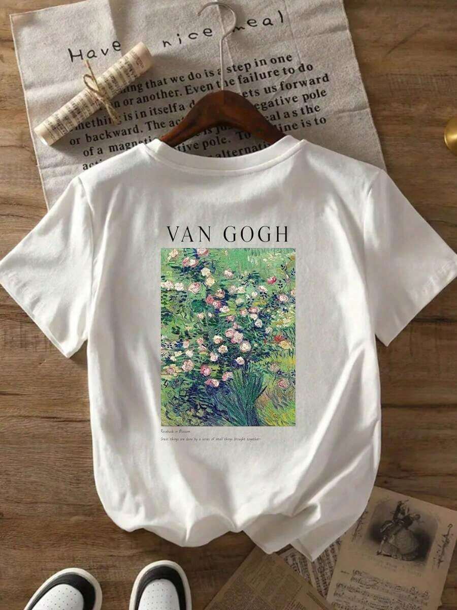 This Casual T-Shirt Features A Simple Print, A Round Neck, And Short Sleeves. The Classic, Basic Design Is Universally Flattering, And The Loose, Relaxed Fit Feels Comfortable And Breathable. The Fine, Soft Texture Is Soft Against The Skin And Breathable, So It Won't Pill Or Lose Its Shape Over Time. The Subtle, Elegant Print Design Is A Must-Have For Summer. This Versatile Piece Pairs Perfectly With All Kinds Of Bottoms-You Can't Go Wrong. - 白色 - 查看 1