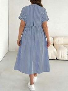 Vestido de Verano Casual a Rayas con Cuello Recortado y Manga Corta Talla Grande - Azul y blanco - Ver 2