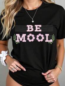 2026 new Camisetas Para Mujer Camiseta cómoda con diseño modernista 'Be Mool' para destacar estilo casual con detalles florales para mujeres jóvenes en color negro, adecuada para eventos informales y uso diario. Tallas disponibles: S, M, L, XL. Categoría moda femenina. Recomendado para moda urbana y  actuales. - Negro - Ver 1