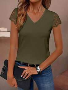 Camiseta de manga corta con parche de encaje en color liso, versátil y casual - Verde Oscuro - Ver 5