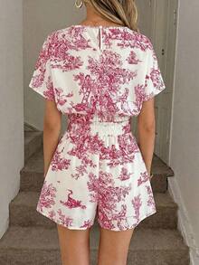 Conjunto de 2 piezas casual y elegante para primavera/verano con blusa de cuello redondo con estampado floral vintage y dobladillo recogido, y shorts con bolsillo con volante en la cintura - Rojo - Ver 2