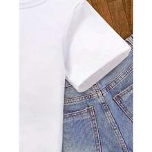 This Is What The Finest Kuma Looks Like: A Women's Letter-Print T-Shirt With Short Sleeves And A Round Neck, Perfect For Casual Wear In Spring And Summer, Part Of Women's Clothing. Casual Women's Printed T-Shirt With Short Sleeves And A Round Neck, Local Spring/Summer Streetwear. - 白色 - 查看 3