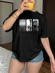 New Short-Sleeved, Crew-Neck Sports T-Shirt In Solid Colors For All Seasons, With A Casual, Fitted Style That's Easy To Mix And Match. A Stylish And Modern Garment With Pleats, Ideal For Everyday Wear And Outdoor Activities, Suitable For All Seasons. - 黑色 - 查看 9