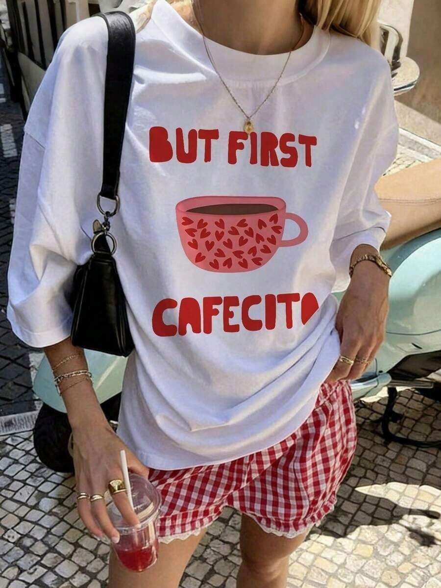 Camiseta de manga corta con cuello redondo y estampado para mujer, corte holgado casual, tela súper suave y cómoda, estilo de moda urbana, camiseta gráfica clásica que combina con todo, top básico diario transpirable y ligero, perfecta para uso diario, vacaciones informales, viajes al trabajo, actividades al aire libre, reuniones de fin de semana, compras y actividades de ocio, camiseta casual de gran tamaño para mujer, adecuada como regalo. playera de mujer. blusas>elegantes. boho chic,Top de mujer suave, transpirable y cómodo, ideal para primavera, verano y otoño, perfecto para vacaciones, viajes y uso diario. - Blanco - Ver 1