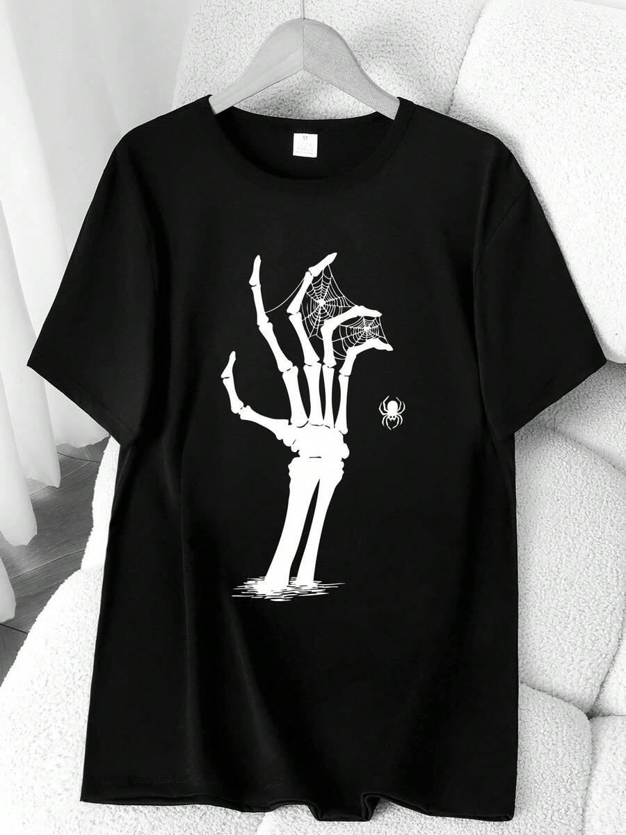 T-Shirt With A Skull, Hand, And Spiderweb Print. Available In 6 Colors, Short Sleeves, Round Neck, High-Stretch Casual Sports Top. Machine Washable. Suitable For Spring And Summer. Can Be Worn In All Seasons. Women's Clothing. Elegant Party Outfit, Stylish Ladies' T-Shirt, Blouses Suitable For Curvy Women, Casual Wear, Cool And Breathable Summer Wear, Fun Letter Print. - 黑色 - 查看 1