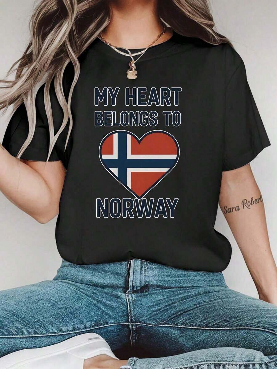 Graphic Print T-Shirt - Heart Design With Norwegian Flag "MY HEART BELONGS TO" - Casual Everyday T-Shirt - Comfortable Fit All-Season T-Shirt For Norwegian Pride Outfits, Bold Statement Top, Non-See-Through Fabric, Patriotic Clothing, Top, Breathable Material, Short Sleeve T-Shirt, For Fashion Lovers Women's Blouses > Clothing - 黑色 - 查看 1